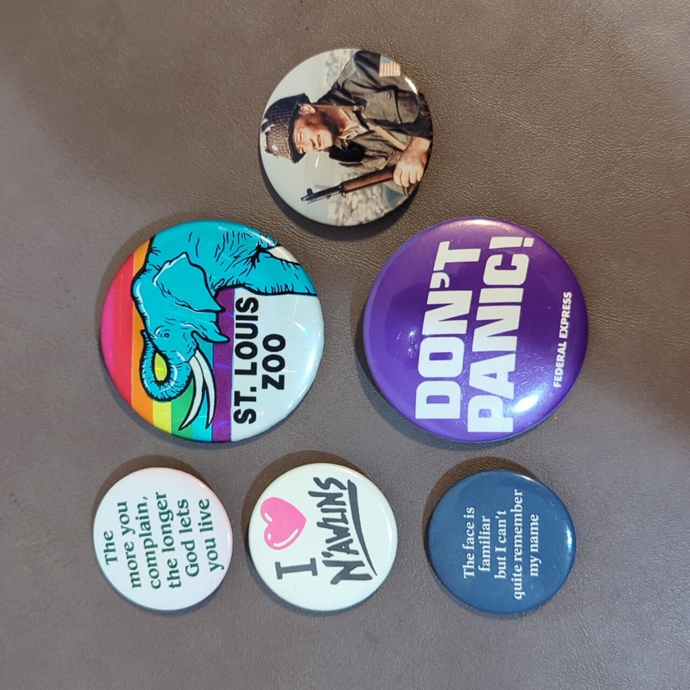 Pin Back Buttons 2 Large 1 Medium 3 Small FedEx John Wayne St Louis Zoo